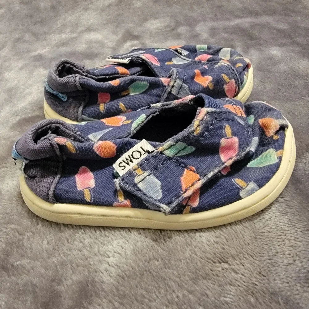 TOMS Alpargata Shoes Kids Size 4 Navy Blue Excellent Popsicle Print Slip On